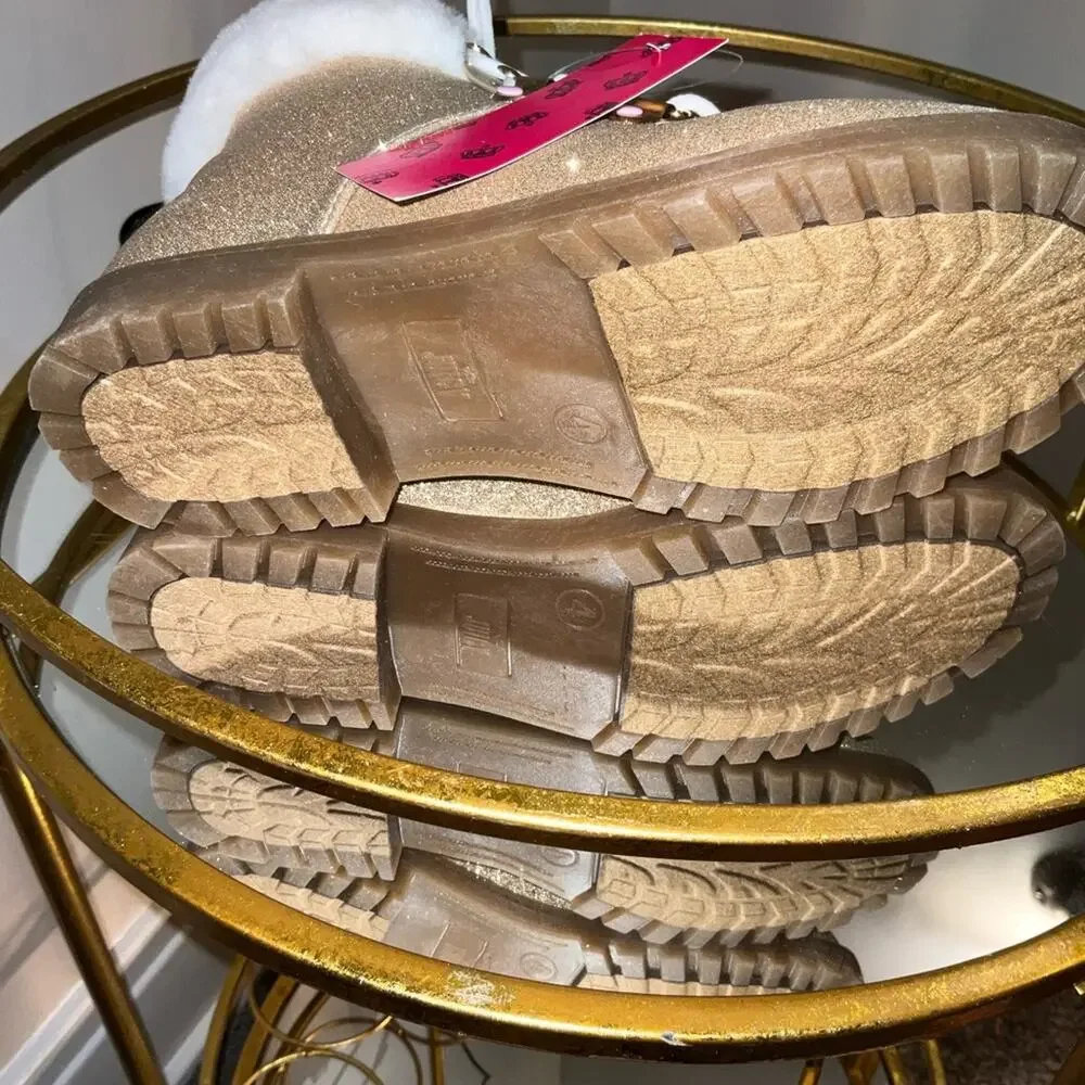 Juicy Couture Castro Valley Gold Glitter Hiker Boot NWT Girls 4 Coquette Y2K